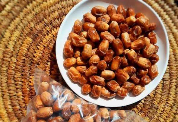 خرما زاهدی ریز مرغوب با طعم شیرین و کیفیت مناسب